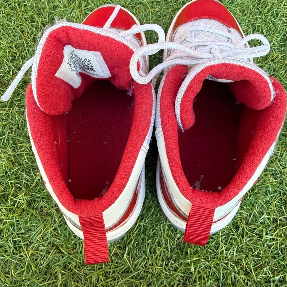 Jordan 11 Retro Cherry 2022 White Varsity Red‎ Kids Sneakers 10C 378040-116